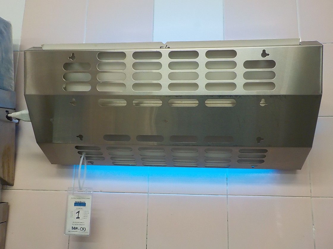 flytrap-80-stainless-wall